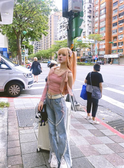 コスプレイヤー凸守たかねのTwitter画像30