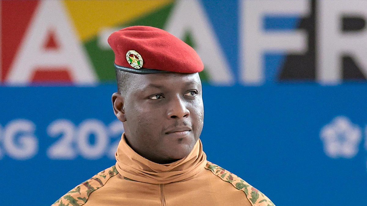 DD_Geopolitics's tweet photo. 🇧🇫Burkina Faso's leader, Ibrahim Traoré, has just called on African youth to reclaim their countries from Western imperialism. https://t.co/bWj7sIthG6
