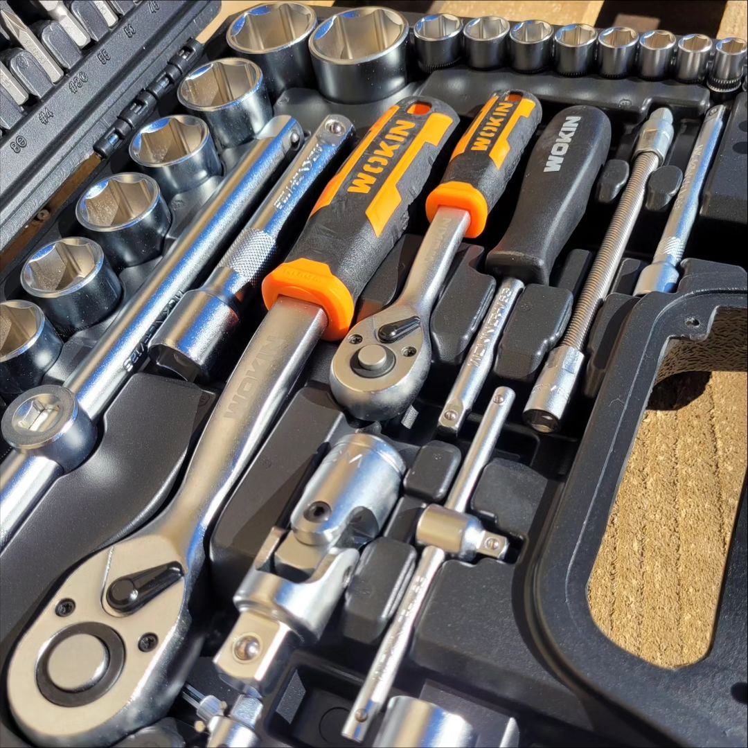 wokinglobal's tweet image. Wokin 94pcs 1/4&quot;&amp;amp;1/2&quot; drive socket set. Made from high-quality materials. With 94 pieces, this set includes a variety of socket sizes and accessories to help you get the job done right. #SocketSet #MechanicsTools #AutomotiveTools #HandTools #ToolKit #RepairTools #HomeImprovement