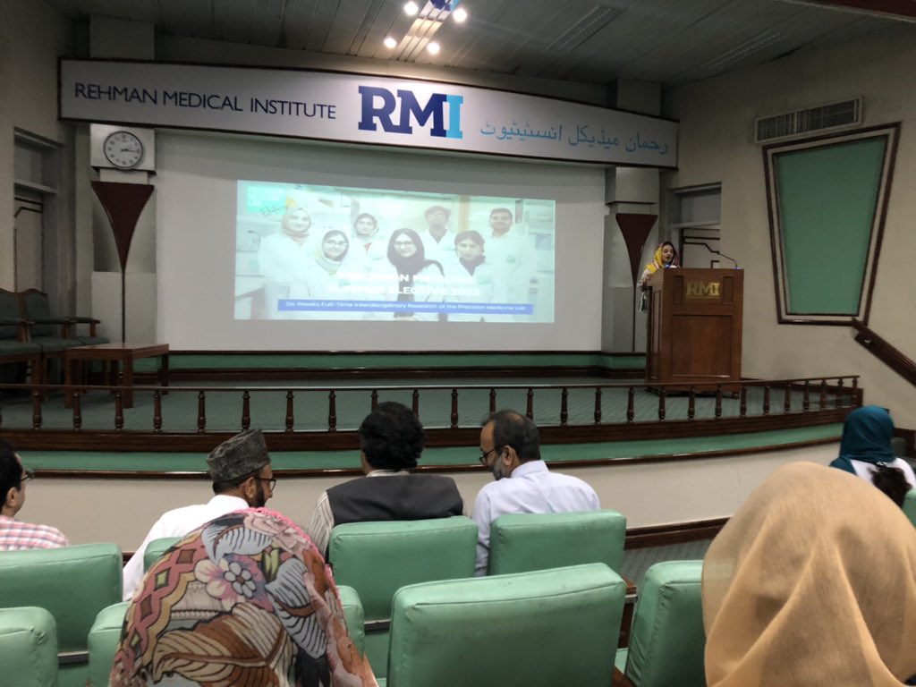 FarooqSolleh's tweet photo. Presentation starting! #Electives23 #NeoBiology #LifeatPML @pmlabpk https://t.co/cOQpF8TIKl