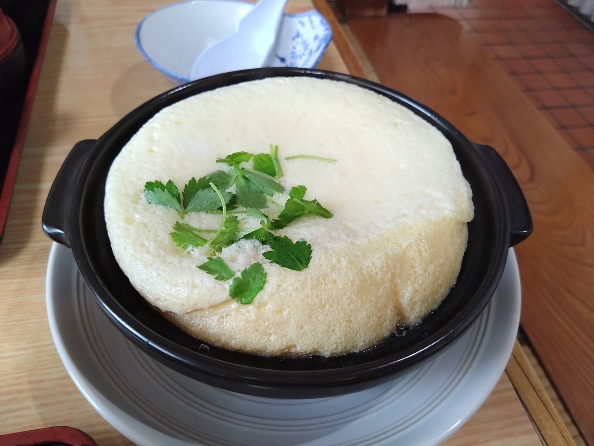 お昼は袋井まで移動して去年たまごふわふわを食べて美味かったとり屋茶屋さんで、ランチとたまごふわふわ
真面目にいいもの作るお店って美味いですよね！
ごちそうさまでした
また来ます！！