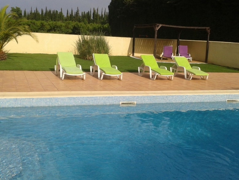 francelovers's tweet photo. August - HALF PRICE Special Offer Was £1899 now £950 per week. Starting 19/08 to 26/08 and 26/08 to 02/09/2023 https://t.co/4eC9PsVFzT 
#France #holidays #French https://t.co/5FQOA5Axyb