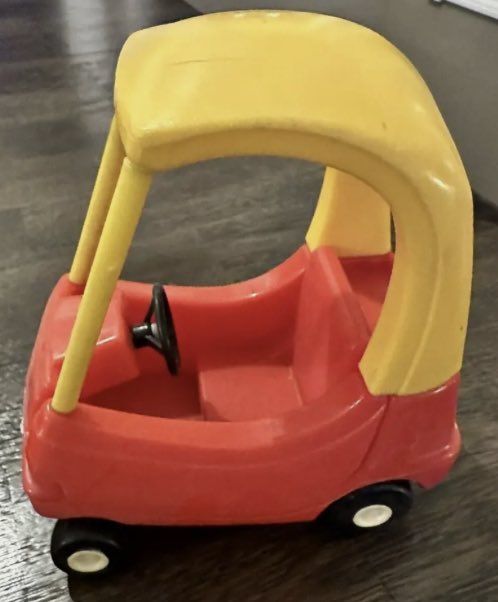 LouiseMorrish1's tweet image. My son has just set off to take his driving test. He’s 23. But it seems only yesterday he was driving this…🥲

#grownup