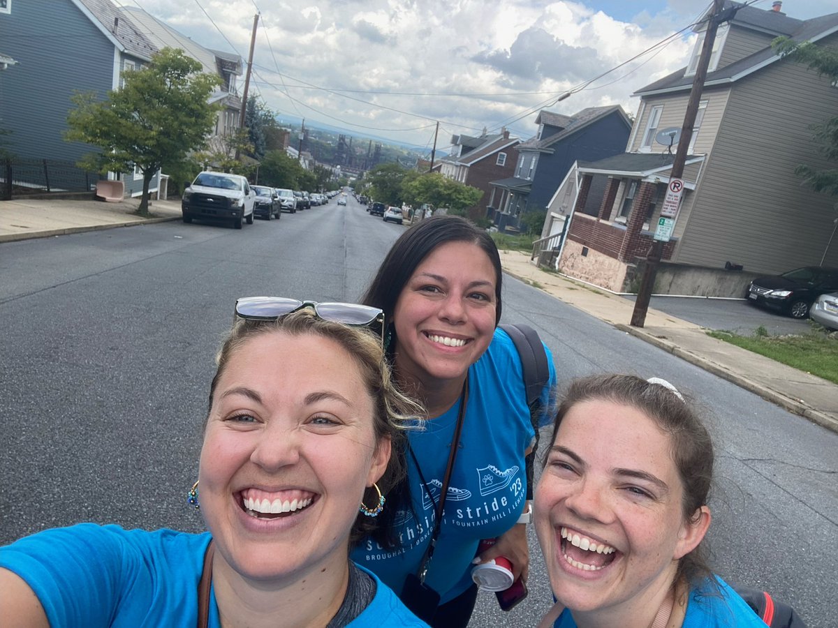 My heart is still so full from our 5th annual South Side Stride 🥰 this community is so special to me. There is nothing better than building authentic relationships within the school community 🫶🏽 thanks @SeitzSuperstars and @MrsJMusselman for an amazing day!