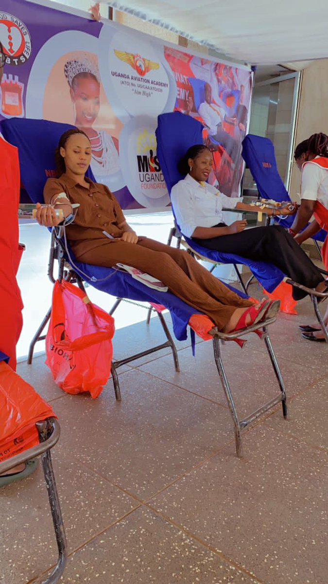 Photos: A good turn up at Metropole Hose On Queen's way, Where @UgandaRedCross together with @ugaviationsch & @MissUgandaWorld have organized a mega blood donation drive.
#SeptemberIntake
#BloodDanation