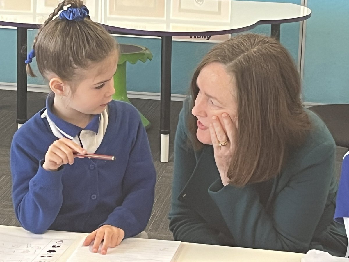 Megan Avery tweet media