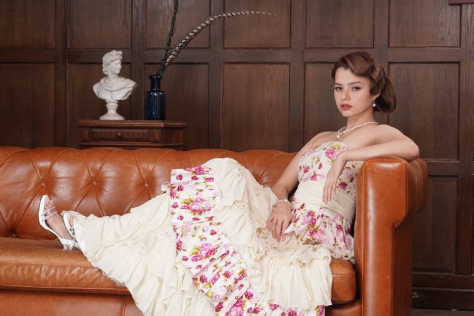 Ohhh myyyyyyy goshhhhhh
My real princess!!!!!!!!