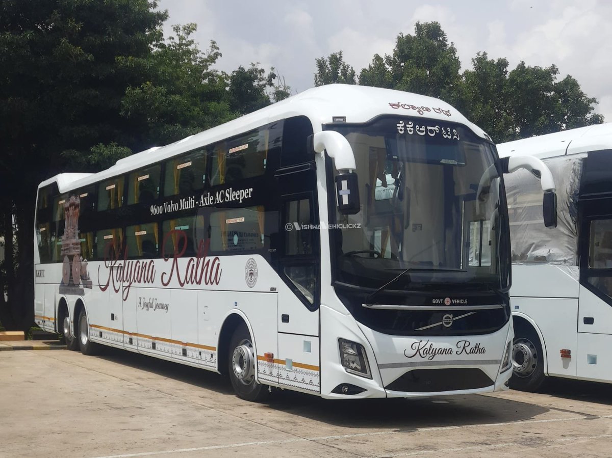 grahakara's tweet image. @KKRTC_Journeys  unveils brand new &quot;Kalyana Ratha&quot; 9600 Volvo Mutli Axle Sleeper bus services. 
#Stunning 
#kkrtc 

@PriyankKharge @RLR_BTM @CMofKarnataka @S_PrakashPatil @Dr_Ajay_Singh