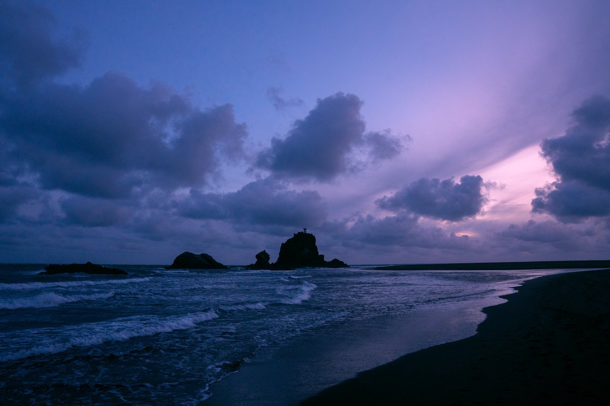 ezraleary's tweet image. Lost love