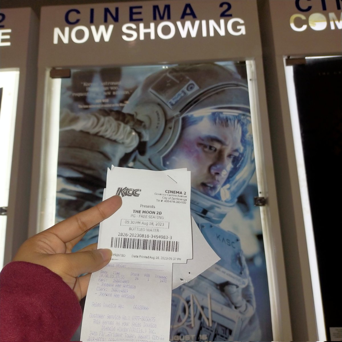 sejas_18's tweet photo. #TheMoonMoviePH https://t.co/AlDqM2aTq9
