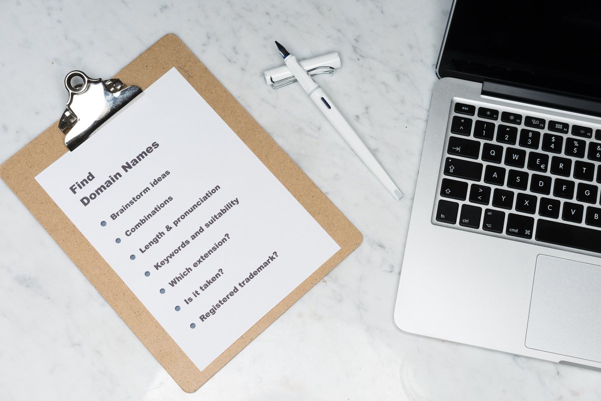 JustLearnWP's tweet photo. Remember that your domain name is a crucial part of your online identity, so take your time to choose wisely!

here are five things to remember before registering a domain name https://t.co/ZhdRBSMDIG