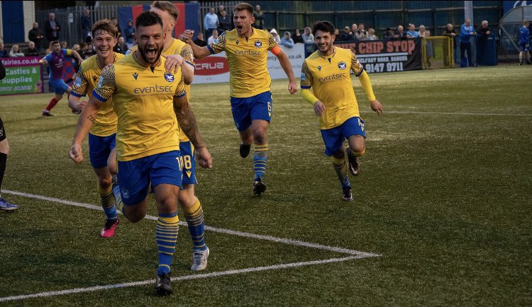 PLAYRFITCHAMP23's tweet photo. 🚨 MATCHDAY 

Tonight 🔵🟡 Bangor fc take on dundela 🐔 at clandyboye park. Ko is 7:45.

#niflchampionship https://t.co/2z0ddG4E4v