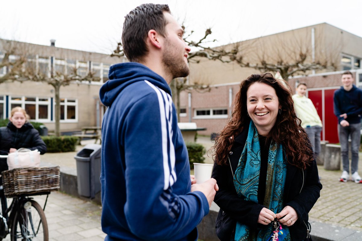 Vacature docent lichamelijke opvoeding

De gymsectie Driestar Lekkerkerk is op zoek naar versterking. Ben jij die enthousiaste docent die de leerlingen kan motiveren tot beweging?  Lees dan snel verder en solliciteer: werkenbij.driestarwartburg.nl/vacature-docen…

#vacatures #jobs #jobsearch #werken