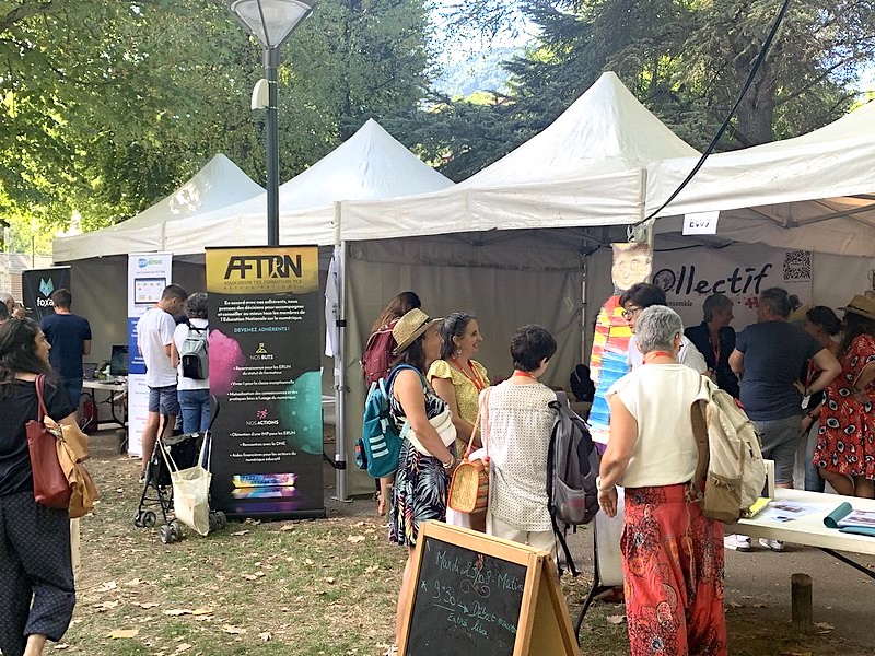 ludoviaORG's tweet photo. [#Ludovia20] Rejoignez-nous du 22 au 25 août pour la pré-rentrée du numérique éducatif ☀️ 

Venez échanger et partager avec la communauté éducative sur le thème du "bien-être et du numérique à l'école"

Il est encore temps de vous inscrire 👉 https://t.co/3bM5Vkv1TJ https://t.co/JUyMLth86Q