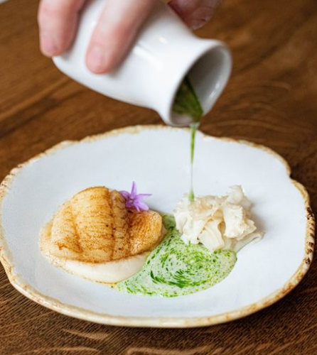 Dressing up your plate with its vibrant hues, beurre blanc with chive oil perfectly accompanies our pan-fried lemon sole from Bethnal Green suppliers.