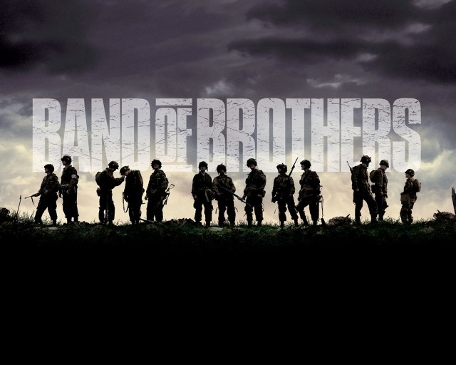 El próximo 15 de Septiembre llega a Netflix 'HERMANOS DE SANGRE'.

« 'Miniserie de 10 ep. que narra la historia de la Easy Company, un batallón estadounidense del regimiento 506 de paracaidistas, que luchó en Europa durante la II Guerra Mundial' ».

De las series IMPRESCINDIBLES.