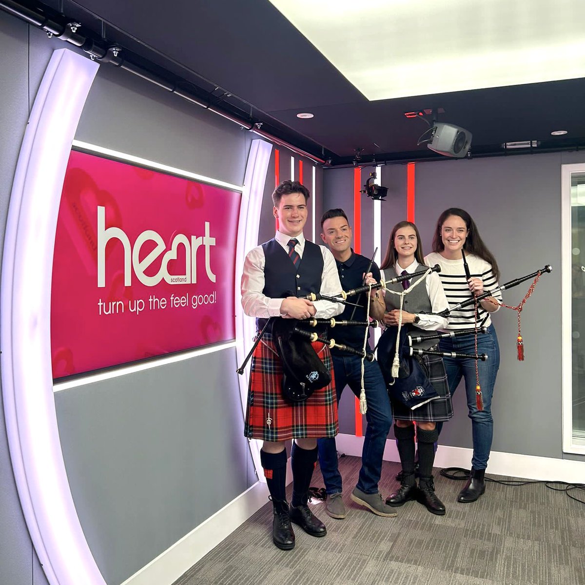 Hazel + Harris had great fun on @HeartScotland this morning, chatting about Piping Live, the @glasgowworlds, and even teaching Des Clarke and Jennifer Reoch the chanter! 🎶 Find out how they got on via @GlobalPlayer 🎧❤️ . . #PipingLive2023 #bagpipefestival