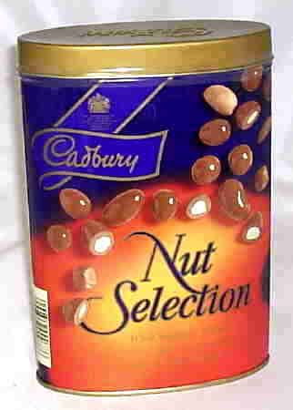 .@CadburyUK Anyone remember this? Please bring back this selection and packaging #NutSelection
