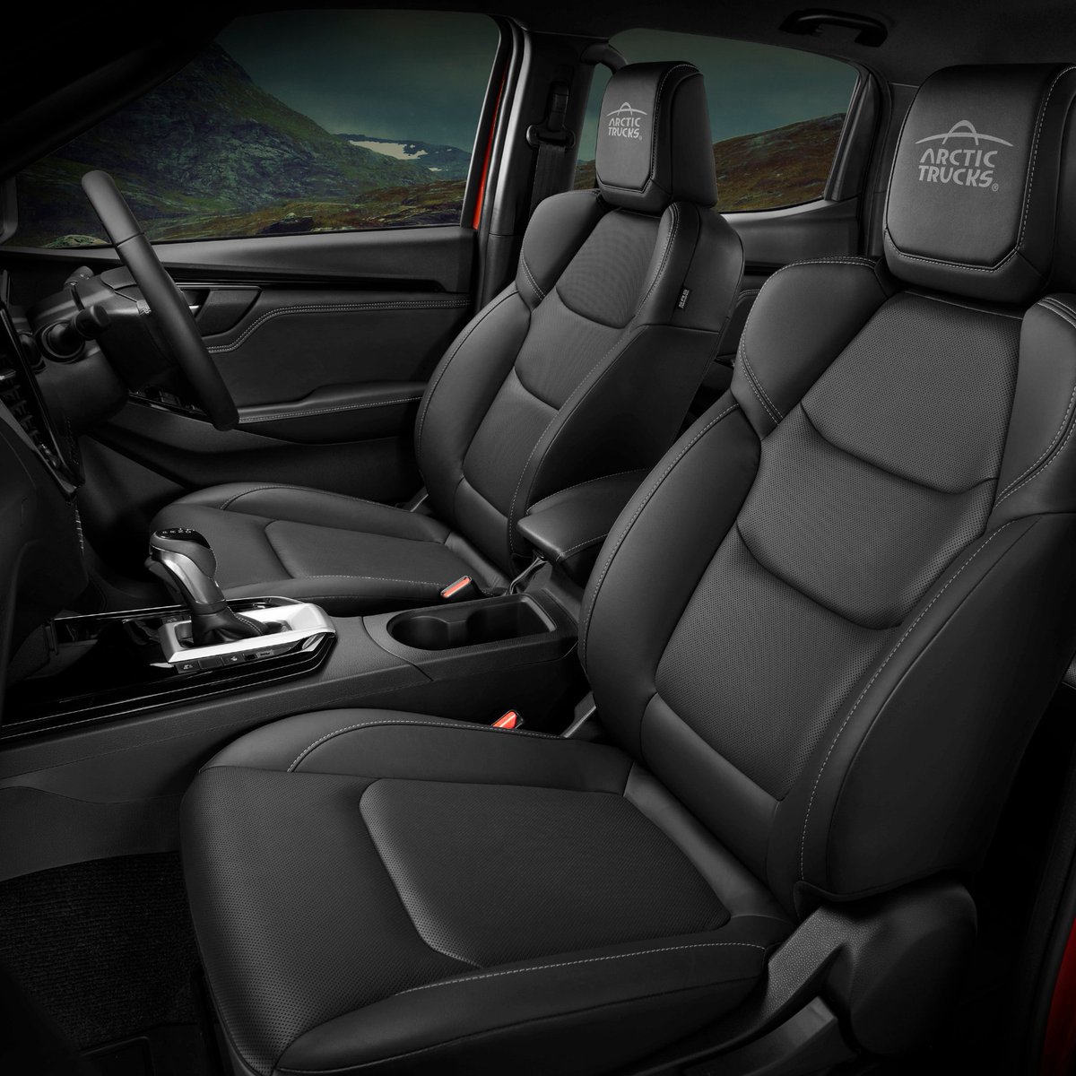 Isuzuuk's tweet photo. Let's talk about the interior of the @arctictrucks AT35:
➡️ Branded mats
➡️ Sculpted leather upholstery with AT headrests
➡️ Apple CarPlay & Android Auto ™️
➡️ 8 speaker sound system
➡️ Wireless phonecharging
#IsuzuAT35 #ArcticTrucks #ExploreWithoutLimits #DriveYOURAdventure https://t.co/oRFn7yNhw9