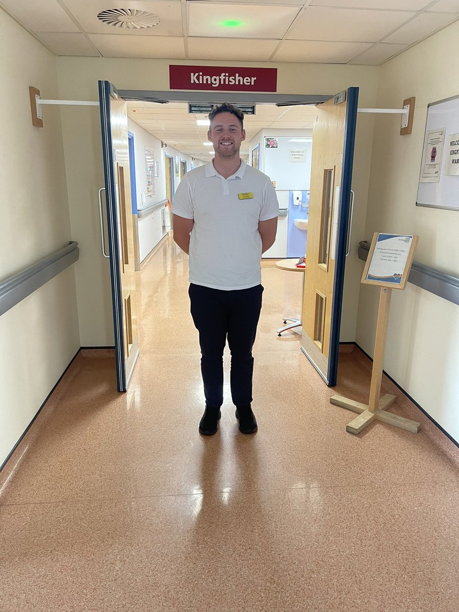 Congratulations to @PlymUniPhysio Pre-reg student @gosling_tom on the completion of his placement on Kingfisher Ward. You have been a a pleasure to work with and we wish you the best of luck for the rest of your course 🎉