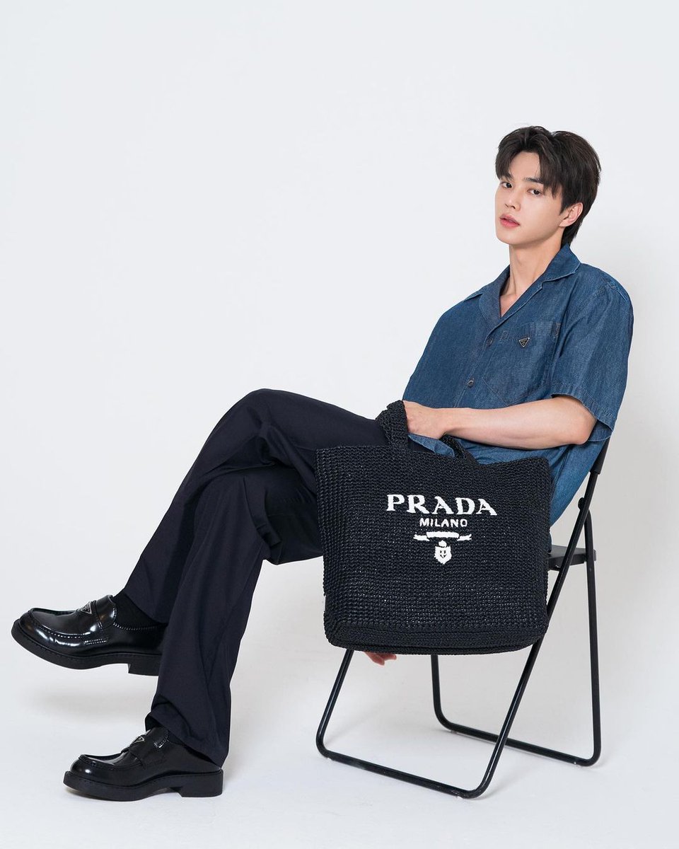 songkangvnfc's tweet photo. [#KANGSTAGRAM] 230818 SONG KANG IG UPDATE

Caption: #SeaBeyond @prada

Reup by @songkangvnfc
#송강 #SONGKANG #宋江 #ソンガン https://t.co/H2LFkFybu6