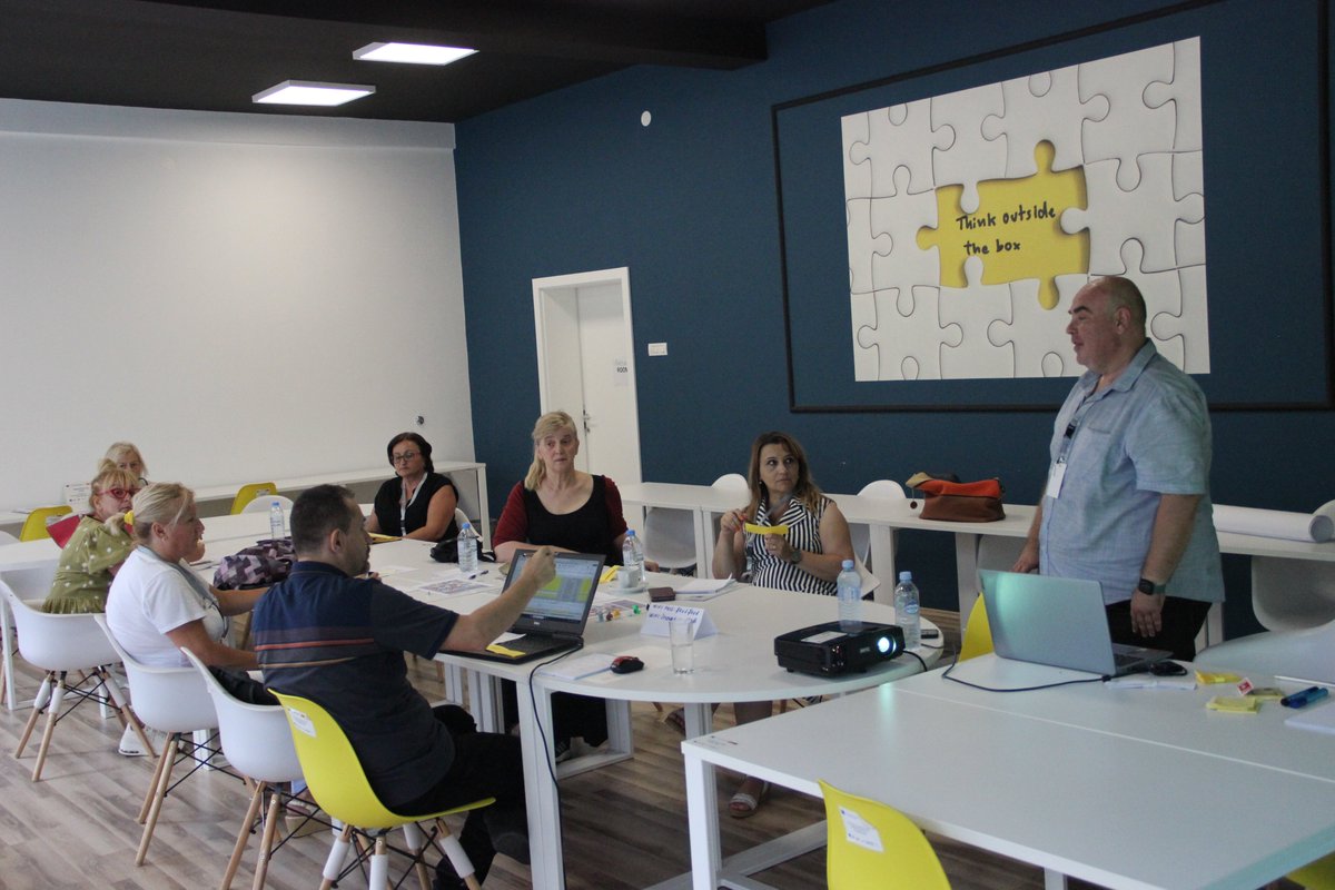 DigEdCenter's tweet photo. #TechCampOhrid participants discuss how to develop students' cybersecurity skills.
#TechCamp #MyTechCampStory #ExchangeAlumni #DigEd https://t.co/zBh90Rthee