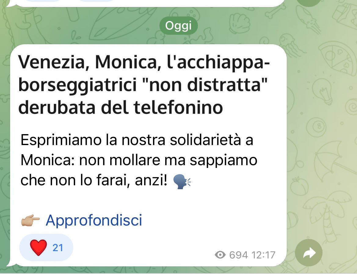 marianaogg's tweet photo. Chicos le robaron el teléfono a la señora de ATTENZIONE BORSEGGIATRICI ATTENZIONE PICK POCKET  !!!  😭😭 https://t.co/4yfc1pFId5