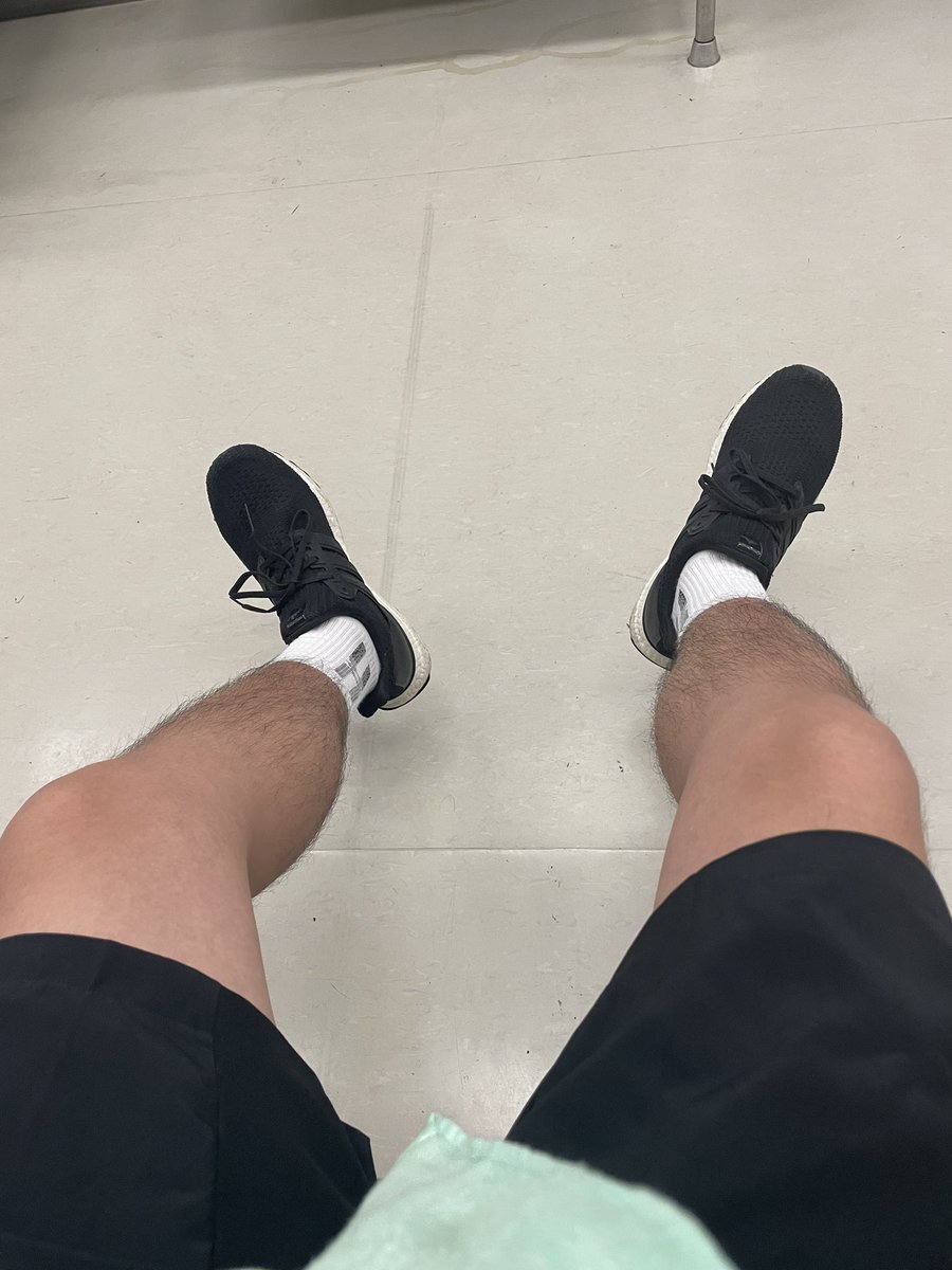 尋找明天下午閒置的人類（狗狗也行）
桃園