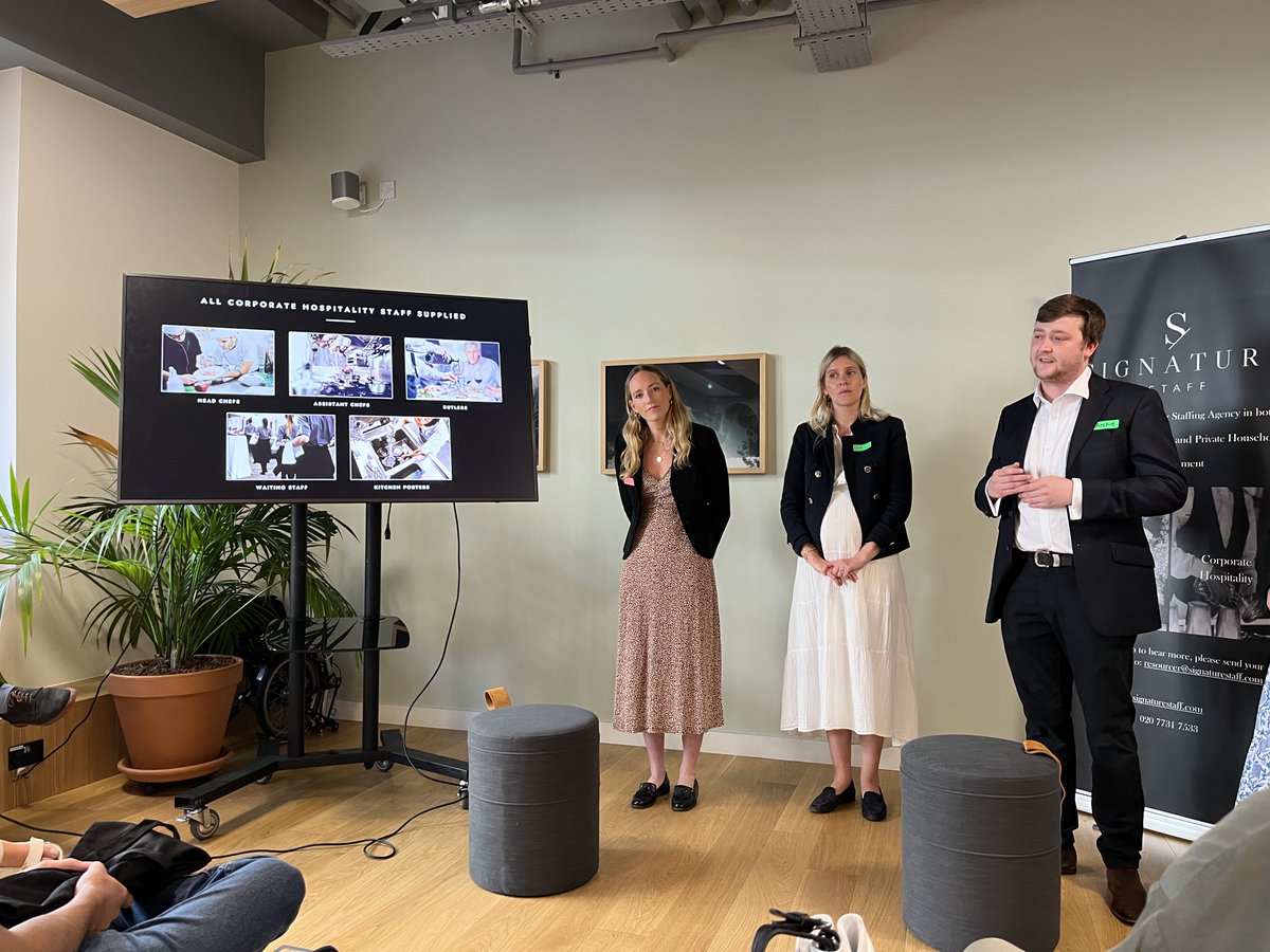 webreadwinners's tweet photo. This week, we were hosted by the wonderful team at Signature Staff who introduced our current Market Stall Managers to the hospitality and catering industry! 👨🍳
Thank you to the whole team at Signature for the very warm welcome! 🧡
#FreshBreadFreshStart https://t.co/DGdE7FsPyD