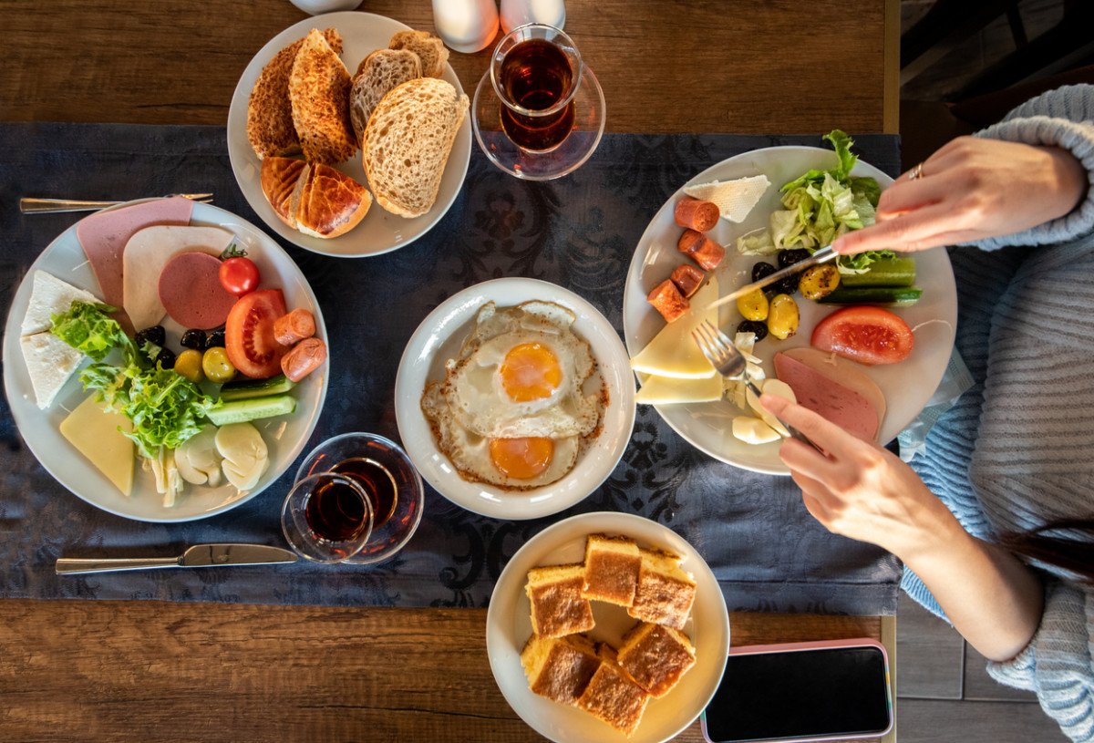 PopKitchenMag's tweet image. The #1Best Breakfast for Lowering #Inflammation, According to Registered Dietitians parade.com/health/best-an…