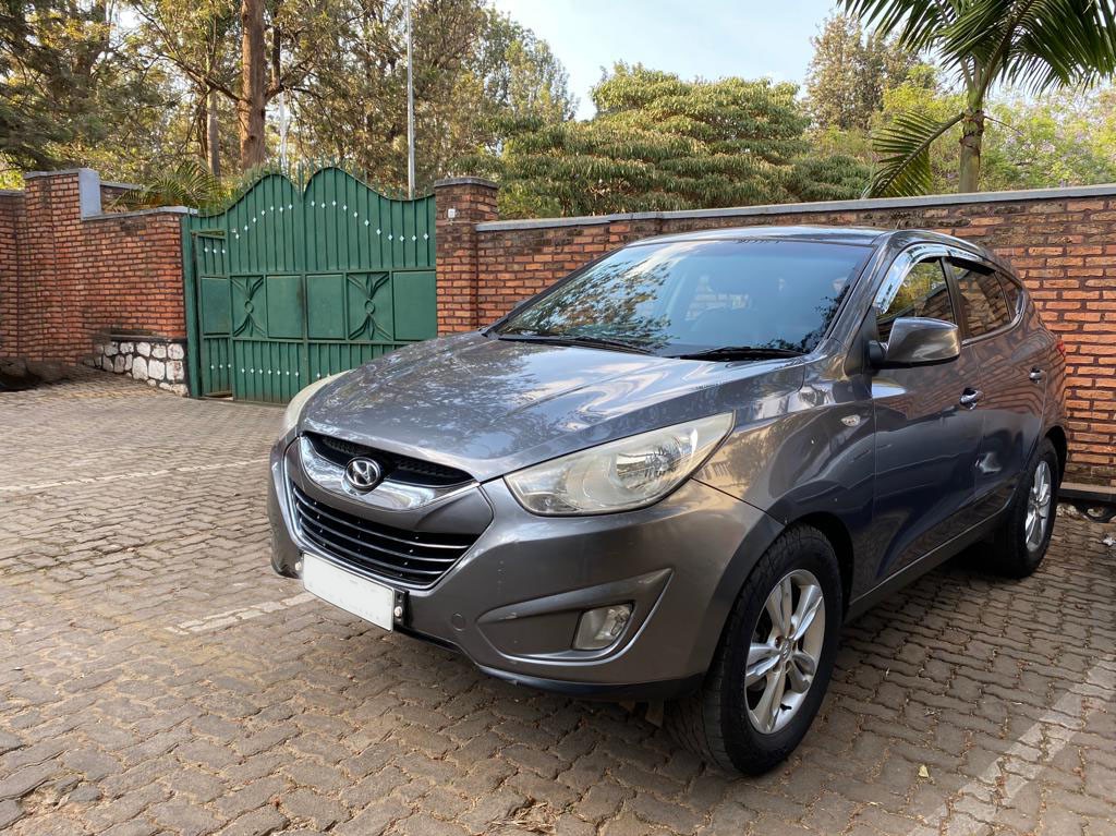 'Unleash your adventure with the Hyundai Tucson💫 Where Comfort and Performance Meet the Road. Rent Yours Today and Embark on a Journey of Elegance and Exploration! 🚗✨ 

#HyundaiTucsonAdventures #LuxuryOnWheels #ExploreInStyle'