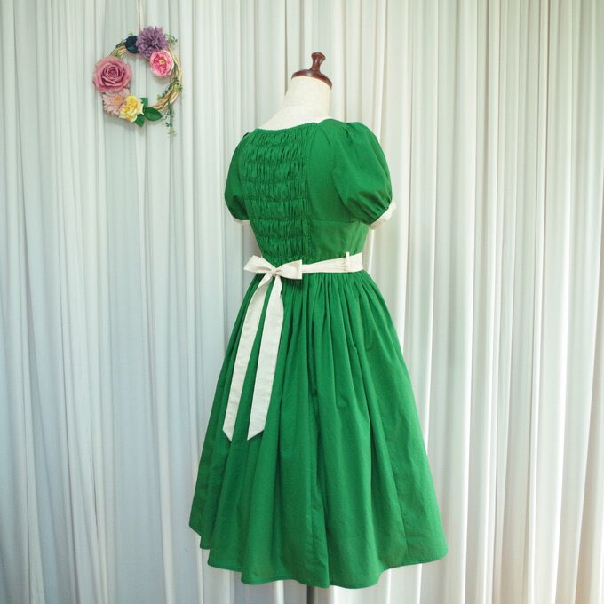 CHEMMYhandmade's tweet photo. 新作「ツートンカラーパフスリーブコットンリボンワンピース」
出品しました👗

https://t.co/ySSmJS3ARi

#ワンピース
#パフスリーブ
#ハンドメイド
#クラシカルロリータ
#レトロワンピース
#ハンドメイド
#minne https://t.co/U1bBm4F9nN