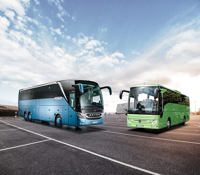 EvoBus marka adını Daimler Buses olarak değiştirdi
@mercedesbenztr_ 
Mercedes-Benz  Türk’ün çatı şirketi Daimler Truck AG bünyesindeki EvoBus GmbH, 12  Temmuz itibarıyla isim değişikliğine giderek Daimler Buses GmbH adını aldı.
ticarigazetesi.com/evobus-marka-a… 
#DaimlerBuses #EvoBus