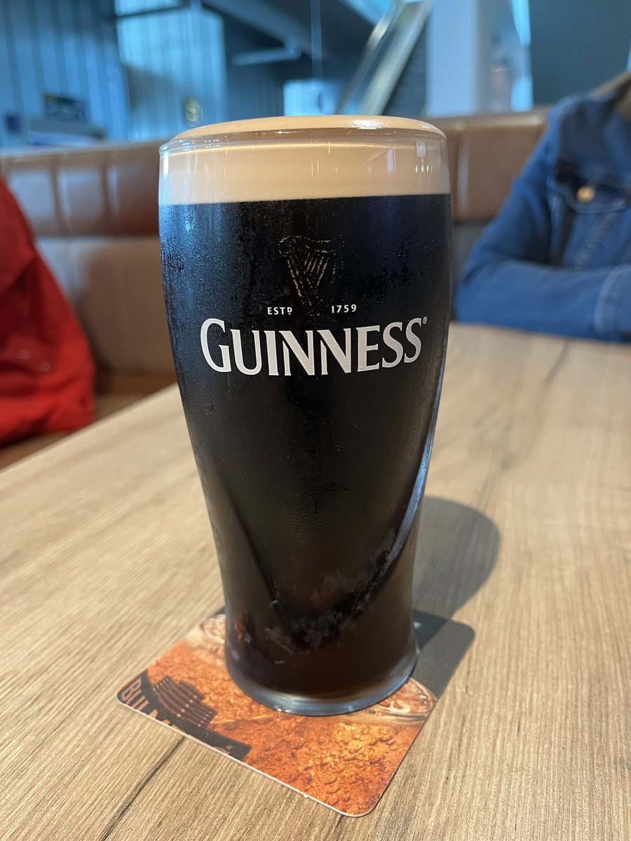 Pints of <a href="/ShannonAirport/">Shannon Airport</a> …