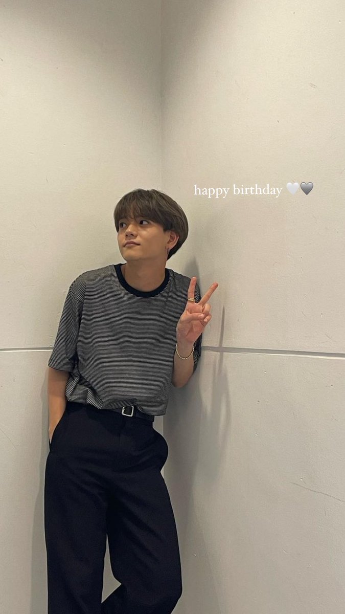 _stst8_n's tweet photo. そうちゃんhappy birthday~！🍰♡
魅力が沢山ある上に周りの人達を大切にしてるからこそ、色々な人に愛されるそうちゃん！24歳もそうちゃんの周りが幸せ溢れる1年になりますように~~！♡ https://t.co/R6E4rzJU5D