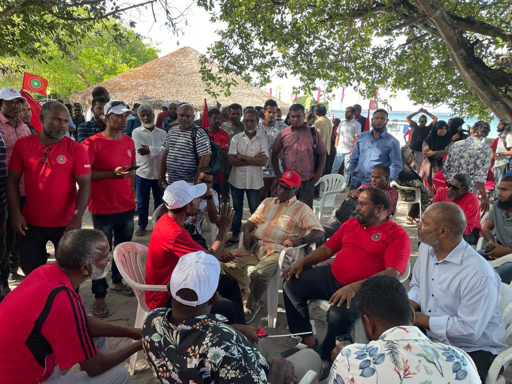 ގައުމީ ކެންޑިޑޭޓް ހދ. ނޮޅިވަރަމްގެ ރައްޔިތުންނާއި ބައްދަލުކުރެއްވުން! 5️⃣✅

#QasimAmeen2023
#GaumeeCandidate