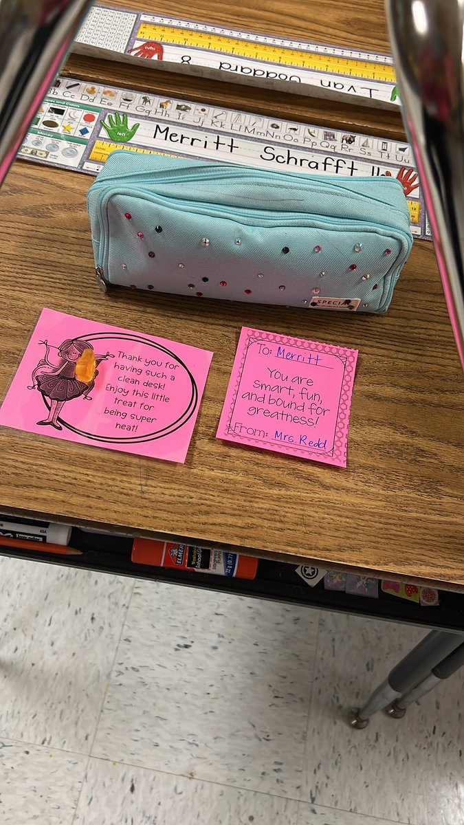 The Desk Fairy and Mrs. Redd left everyone notes! Happy FriYAY <a href="/SweetAppleES/">Sweet Apple Elem</a>