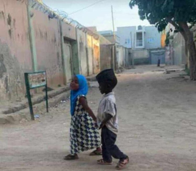 Hakan bazai hana na yaudareki ba fatima 😂😂😂