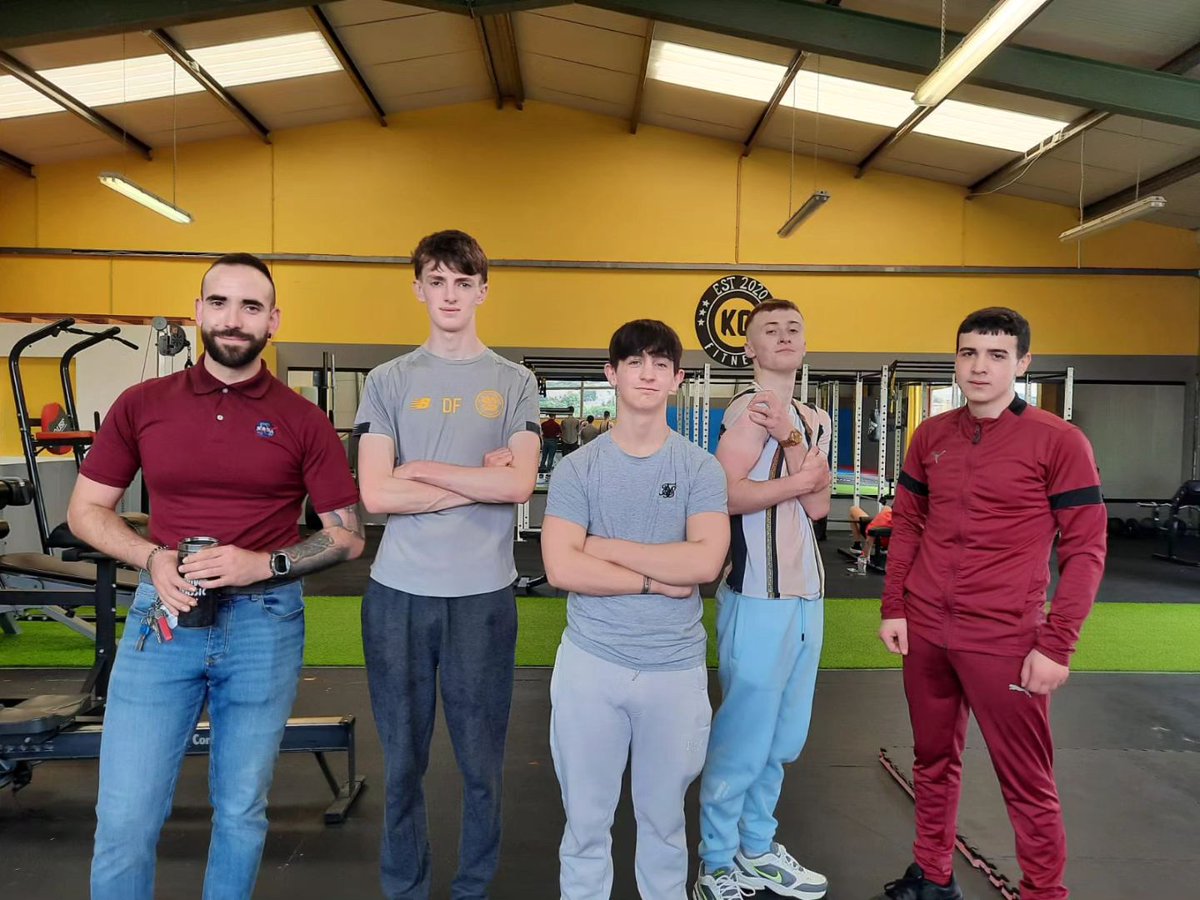 📷 Strength in Body and Mind. KO Fitness pushing this gym group each week. Cultivating self-confidence and the belief that they can achieve anything they set their minds to and refuelling afterwards @la_papa_lk  #euinmyreg📷 EU Funds Ireland @ko_fitness_lk #weareforóigedonegal