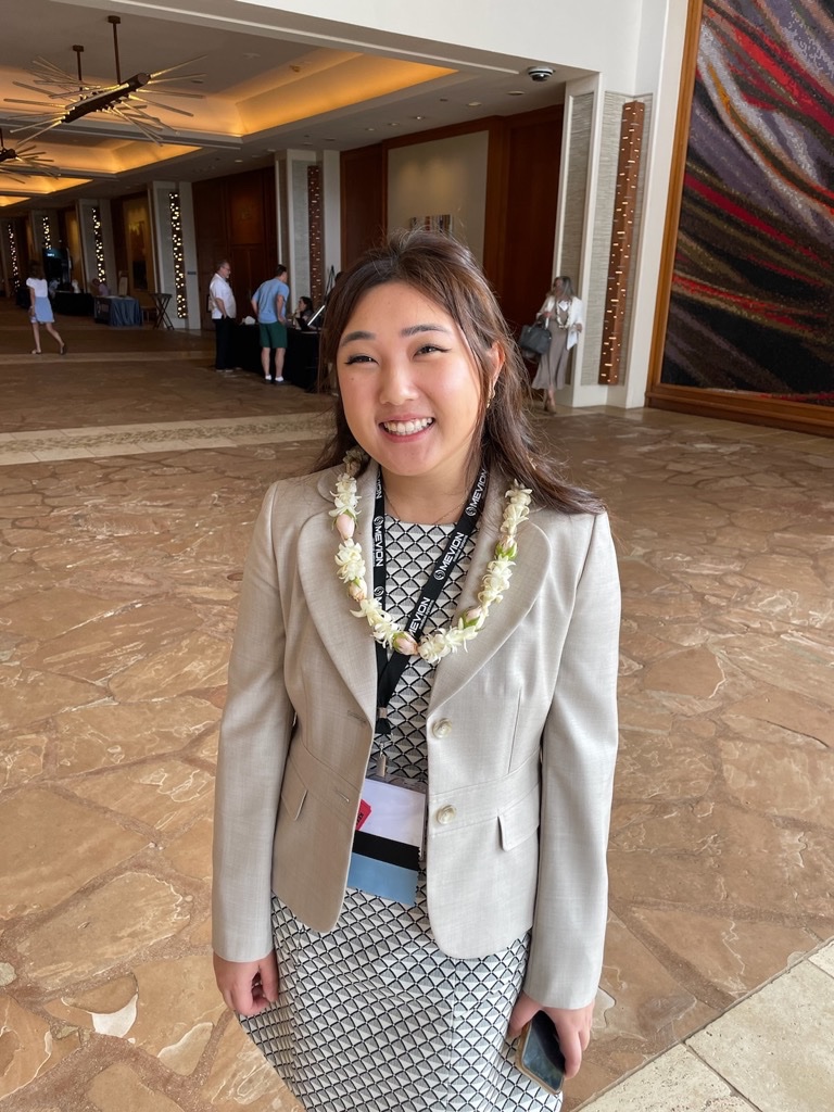 Congratulations to the awesome @VictoriaSWu_ (@CWRUSOM MS3) on her work in the @DrMcClellandLab examining the 
#FinancialToxicity of omitting #RadOnc in cancer care being accepted for presentation at #ASCOQLTY23! 💪💪💪 #WeWhoCurie #WomenWhoCurie #ILookLikeARadOnc