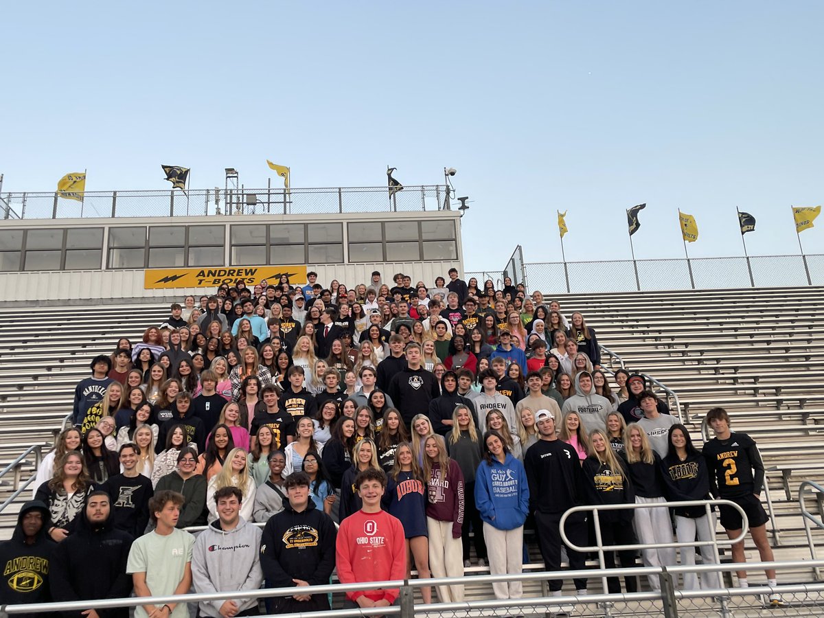 We are so excited to make this year the best year for the Class of 2024!