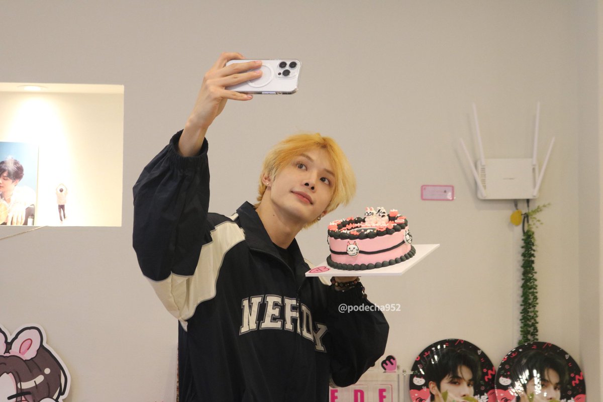 podecha9152's tweet photo. 2O23O9O1 > ·̫ <

CHEN JIANYU 25th BIRTHDAY

📍애프터눈커피

#일생일세_천지안위만_사랑해
#alwaysbethere_for_jianyu
#천지안위 #CHENJIANYU #チェンジェンユ #ジェンユ #dede #デデ #陈建宇  #เฉินเจี้ยนอวี่ #podechacam https://t.co/mWNGdM8rYQ