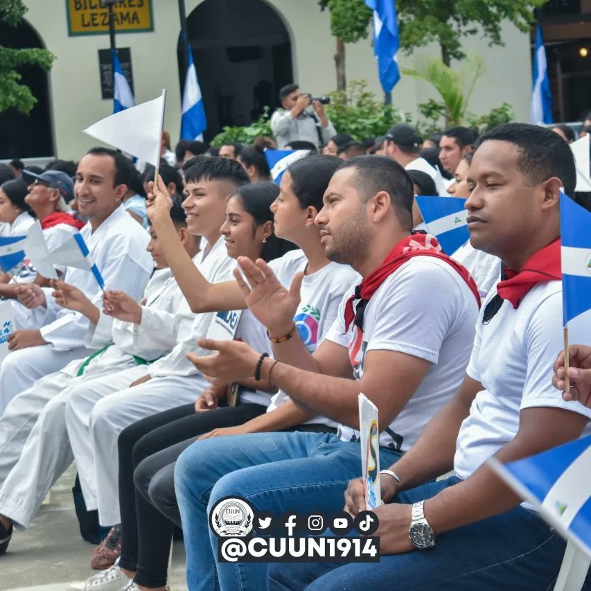 cuununan's tweet photo. Participación en el acto de Amor a Nicaragua dando la bienvenida al mes patrio.

#PatriaBenditaYLibre
#AMORANICARAGUA
#CUUN1914 https://t.co/bdg5RaLKaQ