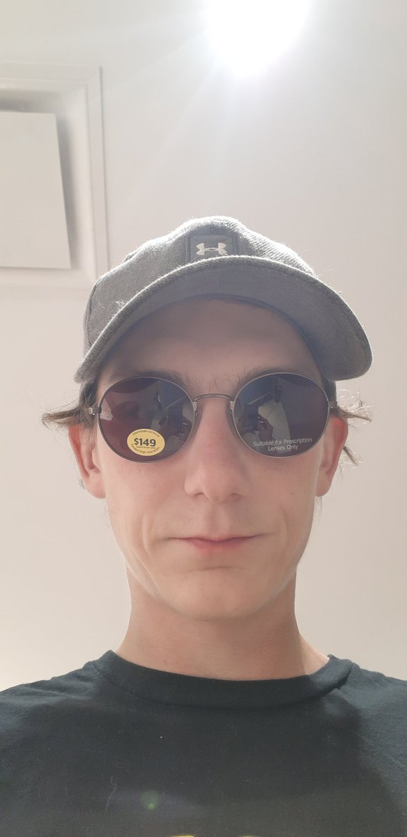 JakeASmit's tweet photo. Your boy got new glasses and contacts! https://t.co/1tlvWyY8LZ
