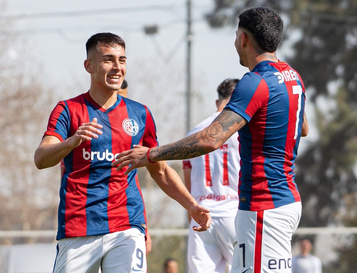 Alexissabella40 tweet media