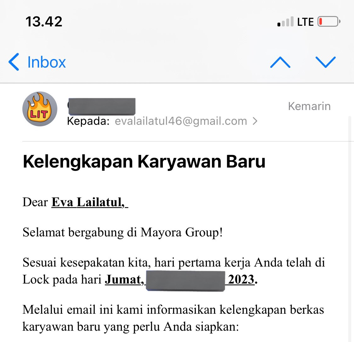 vaevaaaa's tweet photo. Teruntuk orang yang pernah ngehina aku. Thank you! Mulut lu tak beli dengan kesuksesanku 🤪 https://t.co/7QtOPHEqBe