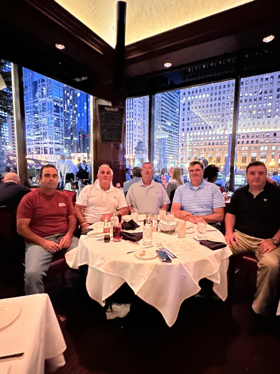bigTdaley's tweet photo. Chicago Cut Steakhouse #WCW2 https://t.co/6nycFU6Szh