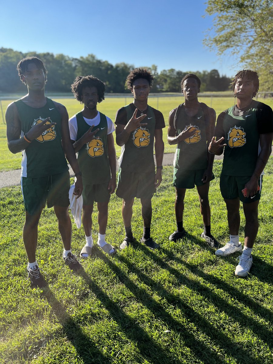 I’m not gonna lie one of the toughest weeks &amp; days of my life but my guys have a way of making me see the good in this life, I Love my guys! Super proud of their effort today as we competed in our 1st meet of the year. WU Ya Wit💚💛