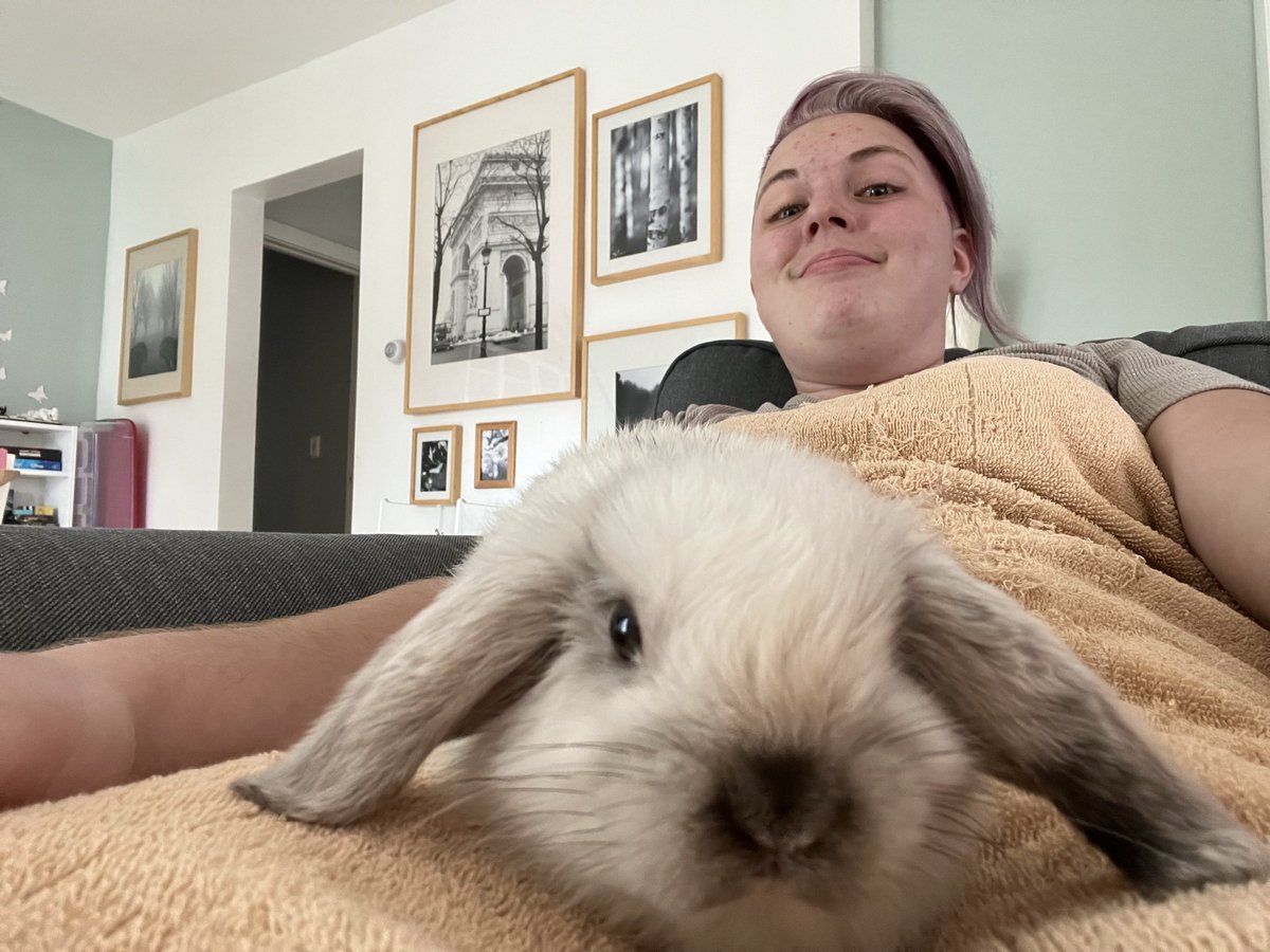 Drop a picture of you that could be an album cover.