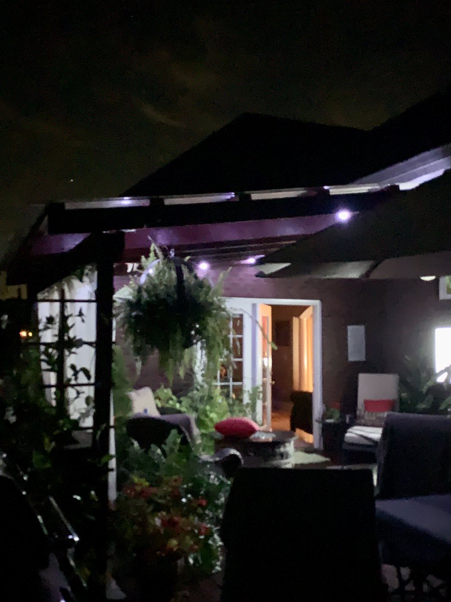 SherryBray7's tweet image. Going to miss this peace of heaven.
#fallnights #kennychesney